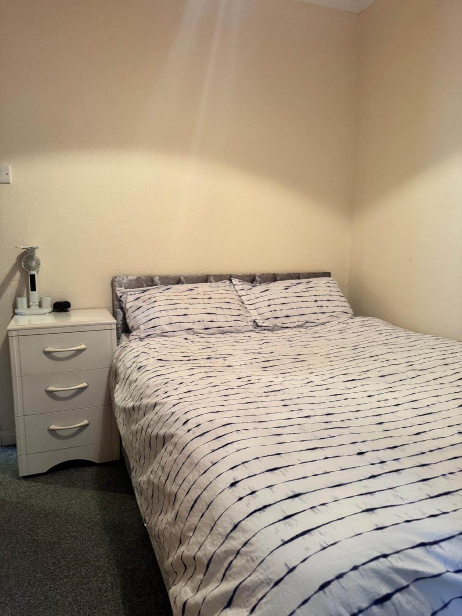 Jxb Homes - Lovely And Spacious Rooms Cliftonville Esterno foto